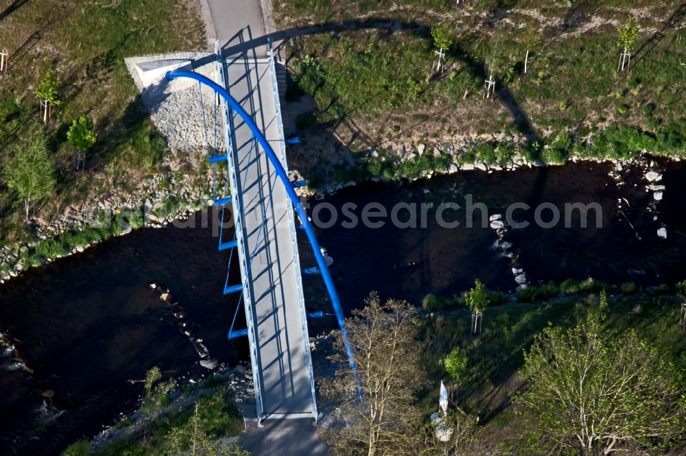 Erfurt from the bird's eye view: Fish ladder and barrage on the bank of the river course of the Gera in Kilianipark in the district Gispersleben in Erfurt in the state Thuringia, Germany