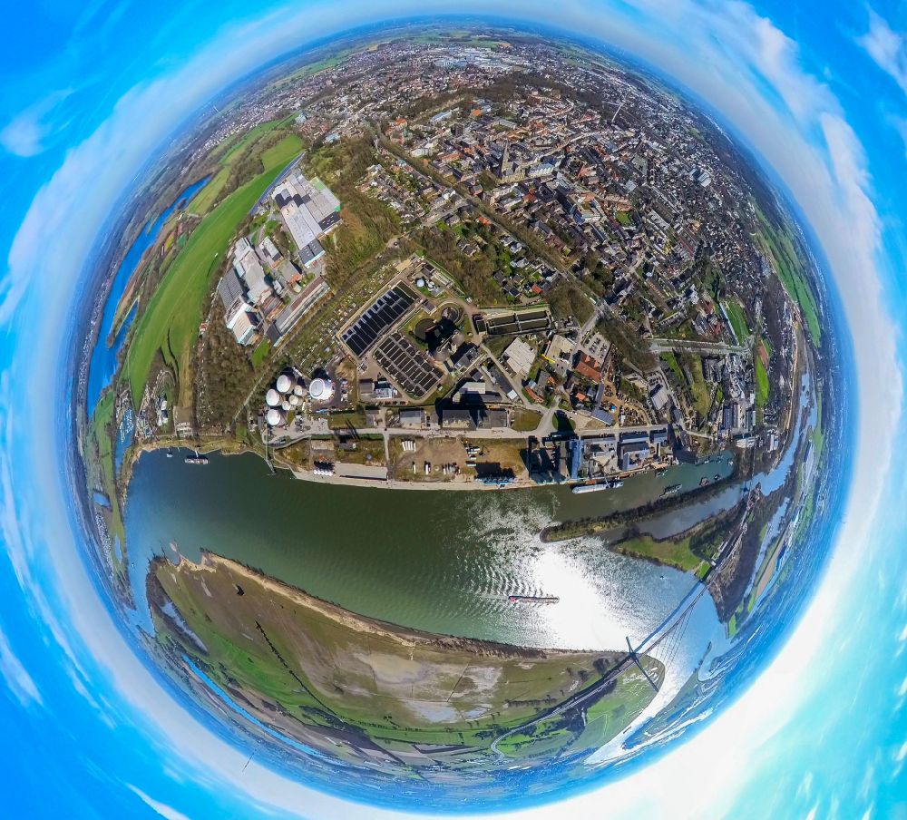 Aerial photograph Wesel - Fisheye perspective sewage works Basin and purification steps for waste water treatment on street Am Katzbach in Wesel at Ruhrgebiet in the state North Rhine-Westphalia, Germany