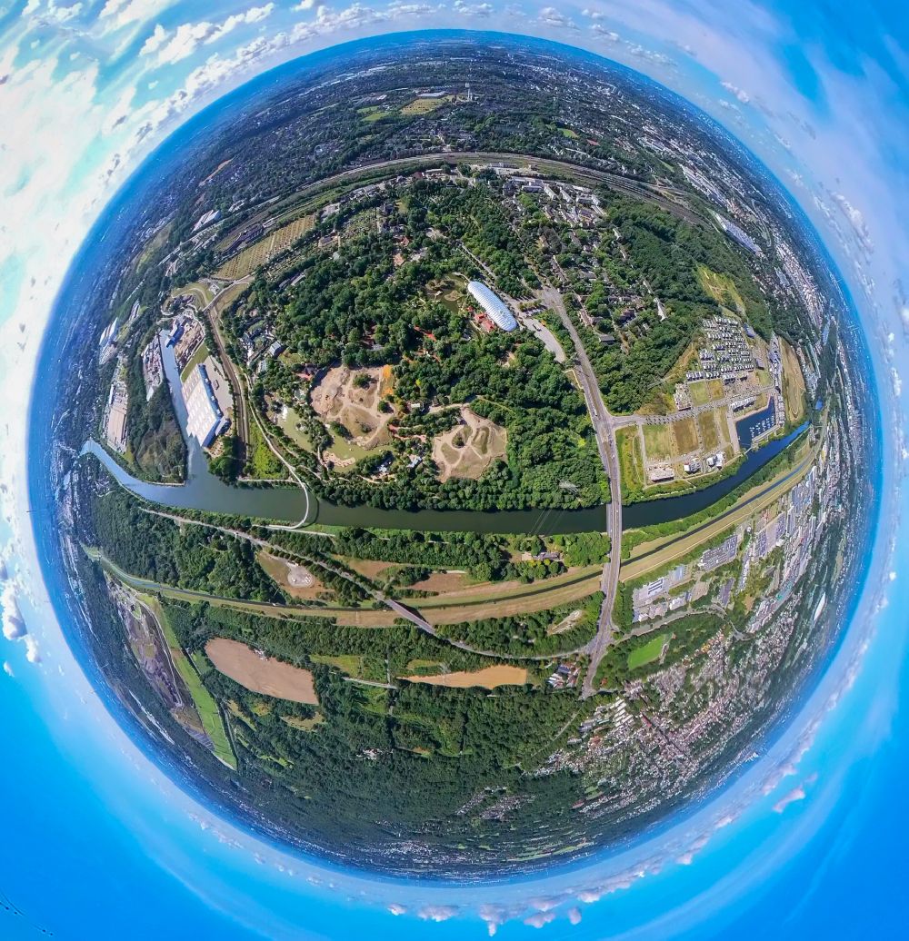 Aerial photograph Gelsenkirchen - Fisheye perspective zoo grounds of ZOOM Erlebniswelt on Bleckstrasse in the district Bismarck in Gelsenkirchen at Ruhrgebiet in the state North Rhine-Westphalia, Germany
