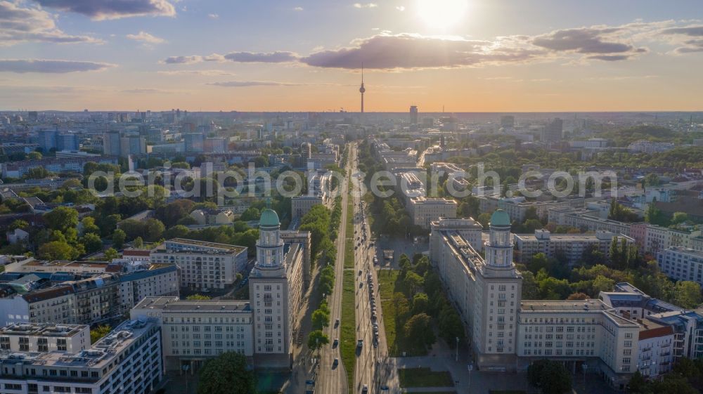 Aerial photograph Berlin - Street guide of famous promenade and shopping street Karl-Marx-Allee - Frankfurter Tor in the district Friedrichshain in Berlin, Germany