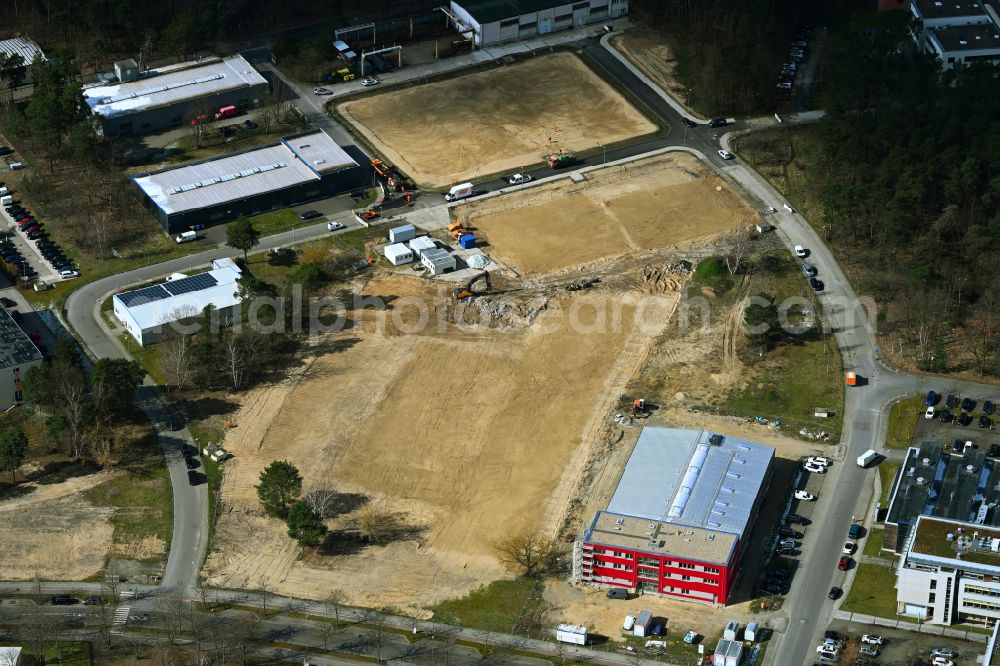 Aerial photograph Berlin - Construction site for surface demolition and unsealing work to expand the production site of the German Institute for Cell and Tissue Replacement gGmbH in the Innovation Park Wuhlheide (IPW) on street Koepenicker Strasse in the district Koepenick in Berlin, Germany