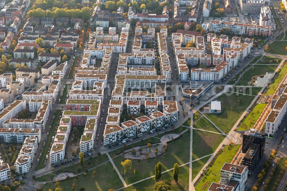 Aerial image Karlsruhe - Development area of the decommissioned and unused land and real estate modern settlement Citypark (Stadtpark south east ) on Ludwig Erhard Allee in Karlsruhe in the state Baden-Wuerttemberg, Germany