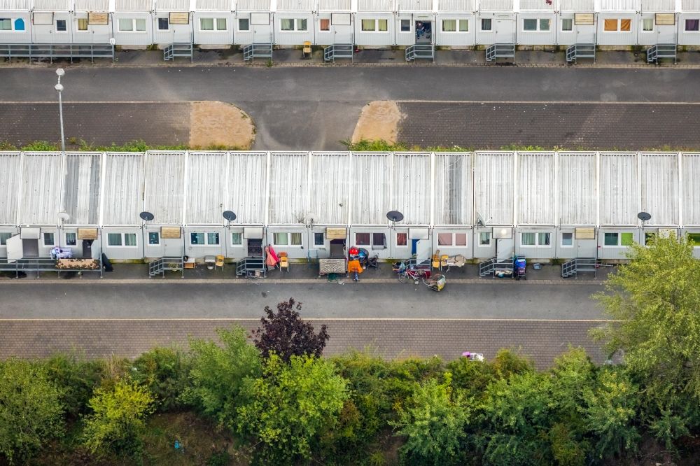 Aerial image Bochum - Container settlement as temporary shelter and reception center for refugees on Emil-Weitz-Strasse in the district Wattenscheid in Bochum in the state North Rhine-Westphalia, Germany