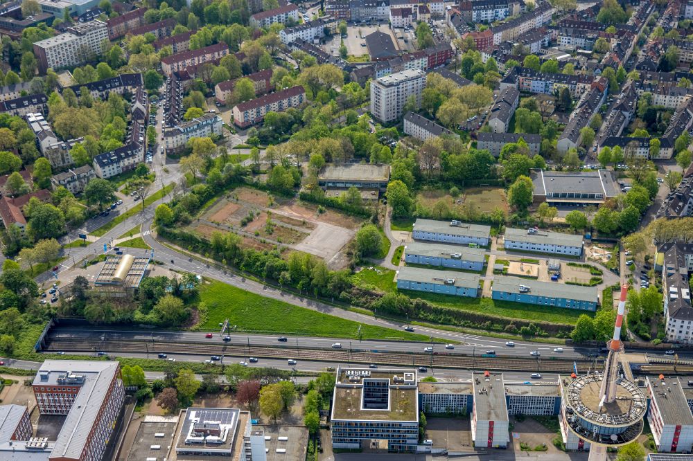 Essen from above - Refugees Home camp as temporary shelter an der Holsterhauser street in Essen in the state North Rhine-Westphalia