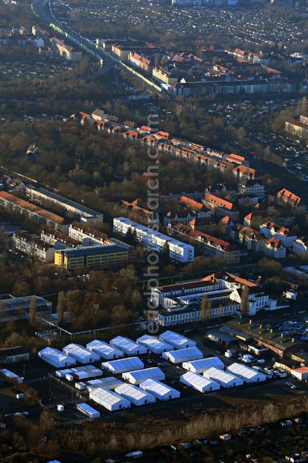 Leipzig from the bird's eye view: Refugees Home camp as temporary shelter on street Elisabeth-Schumacher-Strasse in the district Paunsdorf in Leipzig in the state Saxony, Germany