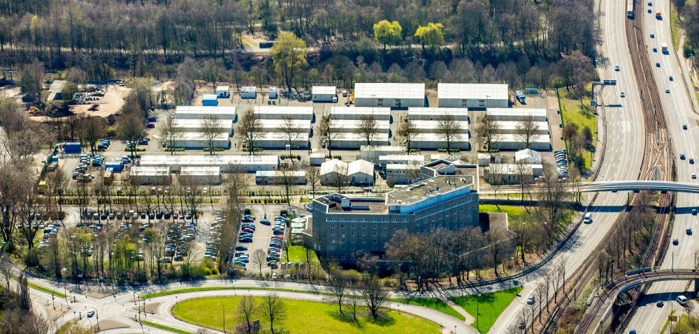 Dortmund from the bird's eye view: Refugee's home and asylum lodging tent camp as a temporary accommodation in the Ruhr avenue on the parking bay Buschmuehle in Dortmund in the federal state North Rhine-Westphalia