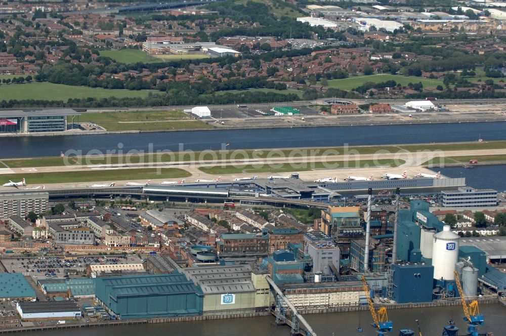 Aerial photograph London - Partial view of the city by the Thames reflowed Airport London City Airport, near Silvertown / North Woolwich