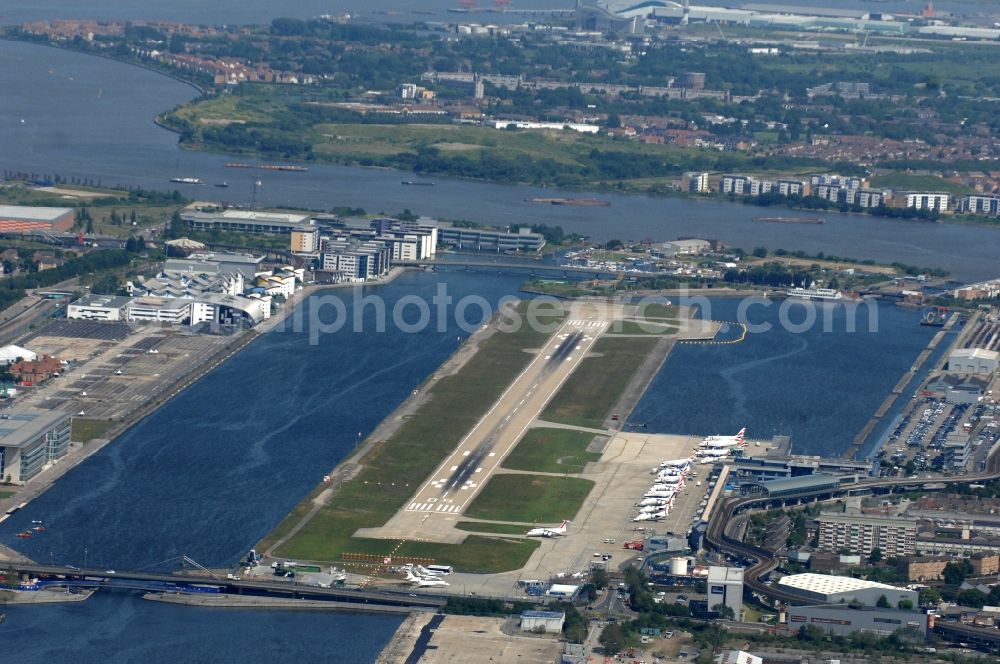 Aerial photograph London - Partial view of the city by the Thames reflowed Airport London City Airport, near Silvertown / North Woolwich