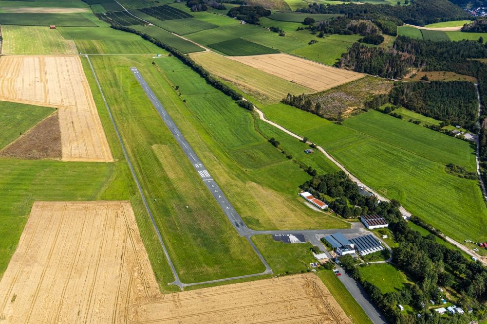 Brilon from above - Runway with tarmac terrain of airfield Sonderlandeplatz Brilon/Hochsauerland in Brilon in the state North Rhine-Westphalia, Germany