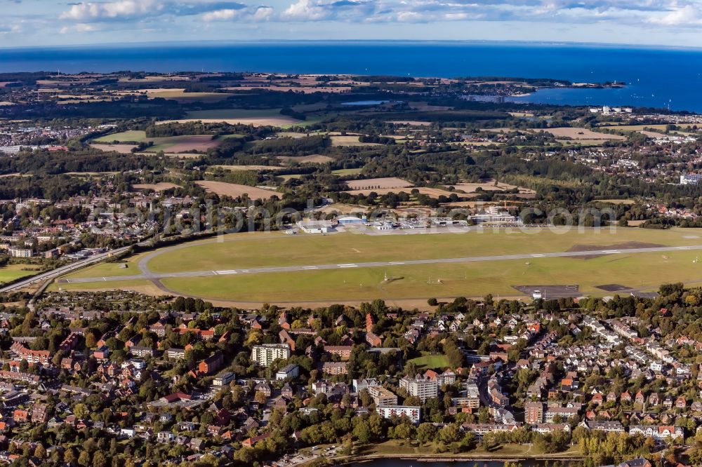 Aerial photograph Kiel - Airfield Holtenau ( ICAO code: EDHK ) in Kiel in the state Schleswig-Holstein, Germany