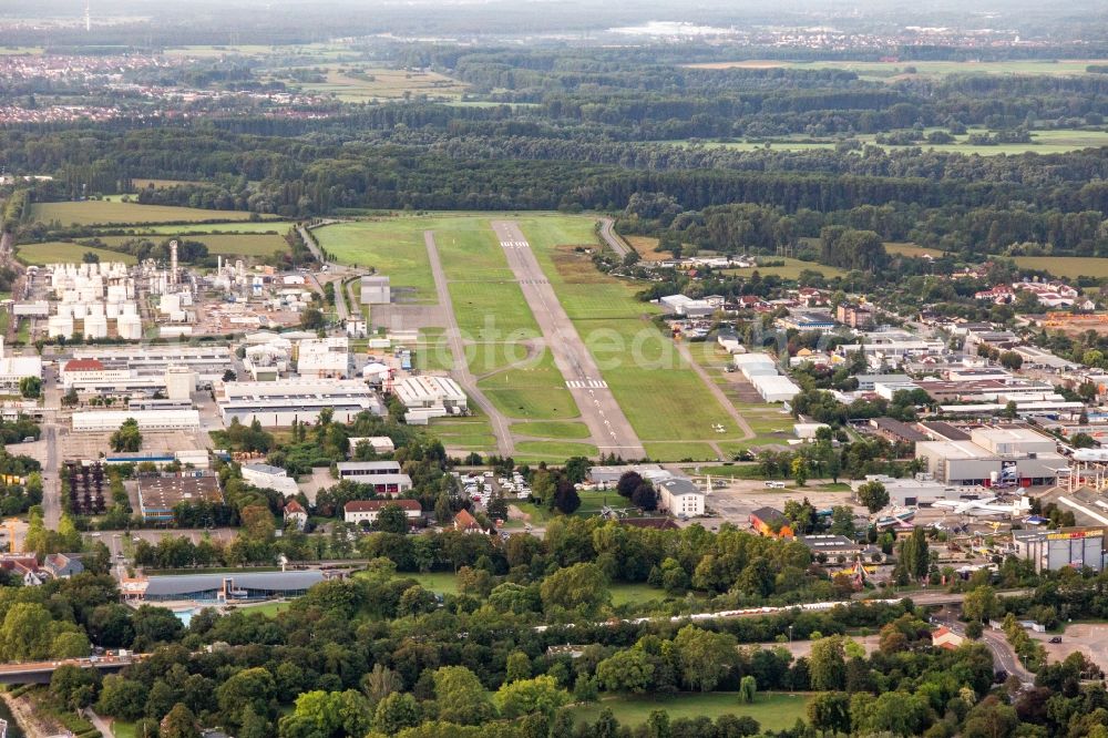 Speyer from above - Runway with tarmac terrain of airfield Speyer Ludwigshafen GmbH in Speyer in the state Rhineland-Palatinate, Germany