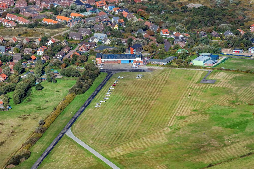 Aerial image Wangerooge - Runway with tarmac terrain of airfield in Wangerooge in the state Lower Saxony, Germany