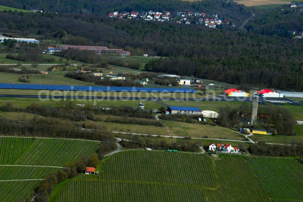 Aerial image Würzburg - Airfield Wuerzburg-Schenkenturm at the runway between vineyards, photovoltaic system and Balthasar-Neumann-Kaserne in Wuerzburg in the state Bavaria, Germany