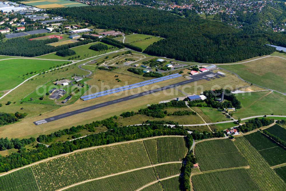Aerial image Würzburg - Airfield Wuerzburg-Schenkenturm at the runway between vineyards, photovoltaic system and Balthasar-Neumann-Kaserne in Wuerzburg in the state Bavaria, Germany