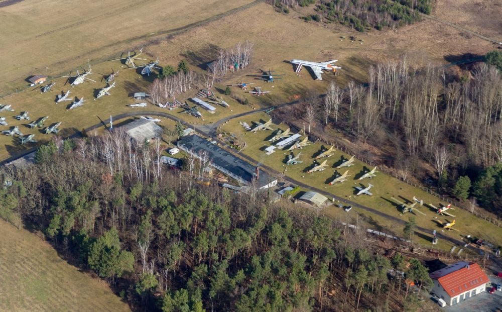 Aerial image Cottbus - View of the Airfield Museum on the site of the former airfield Cottbus. Covering an area with military aircrafts, agricultural aircraft and helicopters and also air traffic control and vehicle technology from the history of aviation are shown