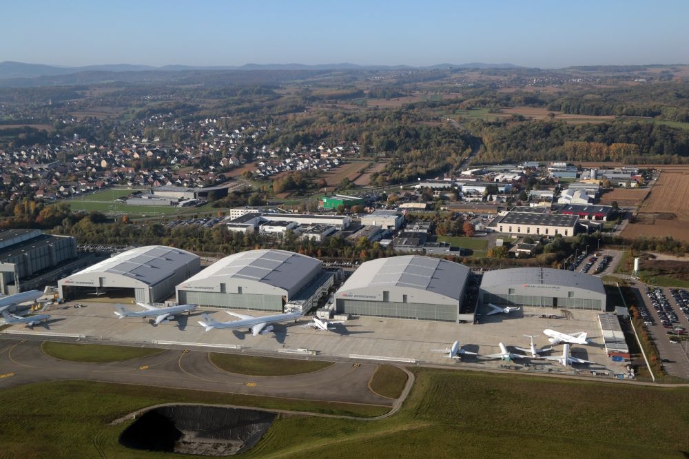 Hésingue from the bird's eye view: Aircraft maintenance facility Amac Aerospace at the airport of Euro Airport Basel-Mulhouse-Freiburg in Hesingue near Saint-Louis in France