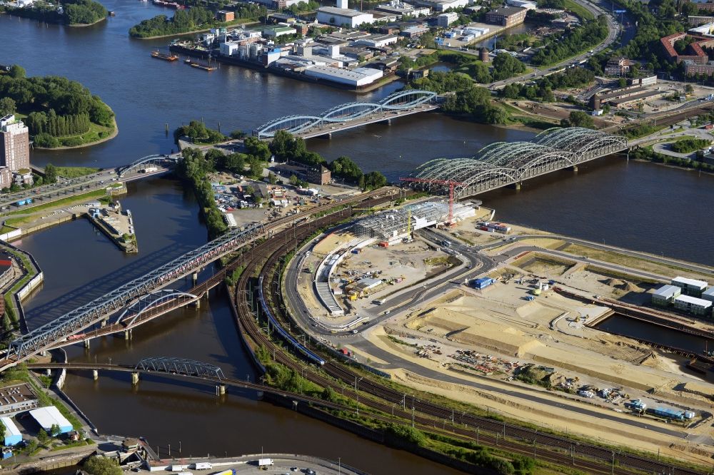 Aerial image Hamburg - River - bridge structure Elbbruecken - Norderelbbruecke on the banks of the Elbe in Hamburg