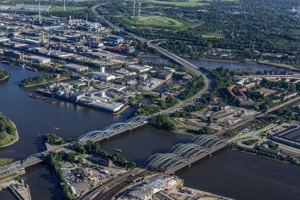 Aerial image Hamburg - River - bridge structure Elbbruecken - Norderelbbruecke on the banks of the Elbe in Hamburg