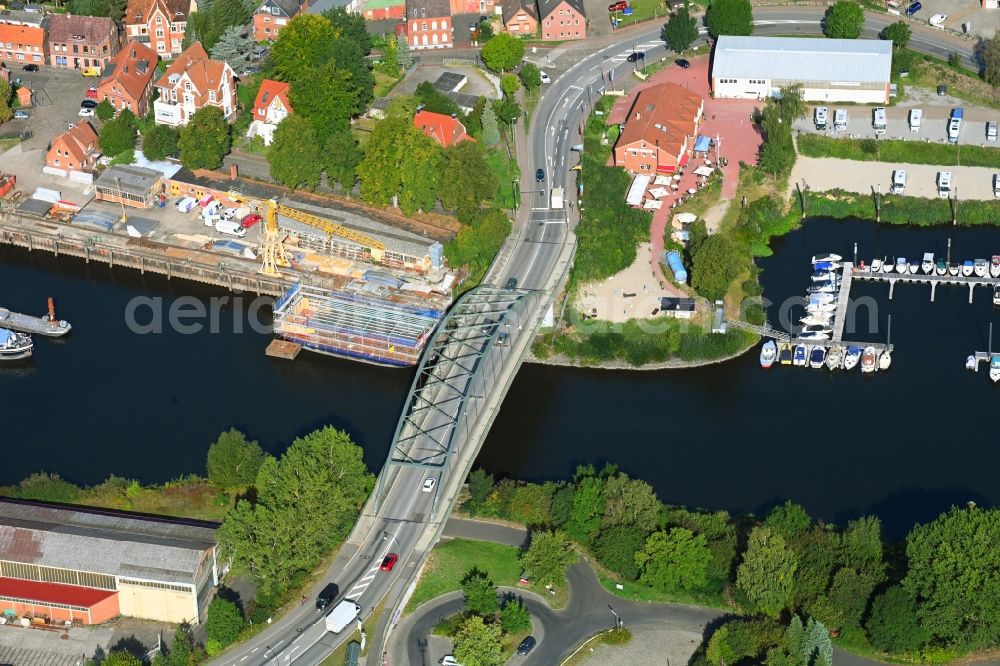 Aerial image Lauenburg/Elbe - River - bridge construction along the Bundesstrasse B 209 on the river course of Elbe-Luebeck-Kanal in Lauenburg/Elbe in the state Schleswig-Holstein, Germany