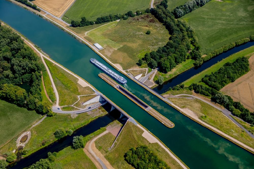 Aerial image Olfen - River - bridge construction of Kanalbruecke Lippe Neue Fahrt in the district Suelsen in Olfen in the state North Rhine-Westphalia, Germany