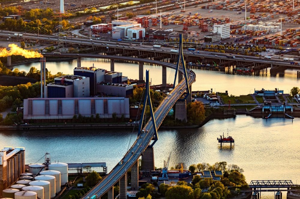Aerial image Hamburg - River - bridge construction Koehlbrandbruecke on Koehlbrandbrueckenlauf over the port Rugenberger Hafen in the district Steinwerder in Hamburg, Germany