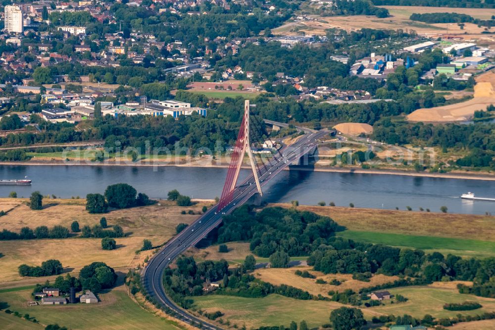 Wesel from the bird's eye view: River - bridge construction Niederrheinbruecke over the rhine river in the district Buederich in Wesel in the state North Rhine-Westphalia, Germany