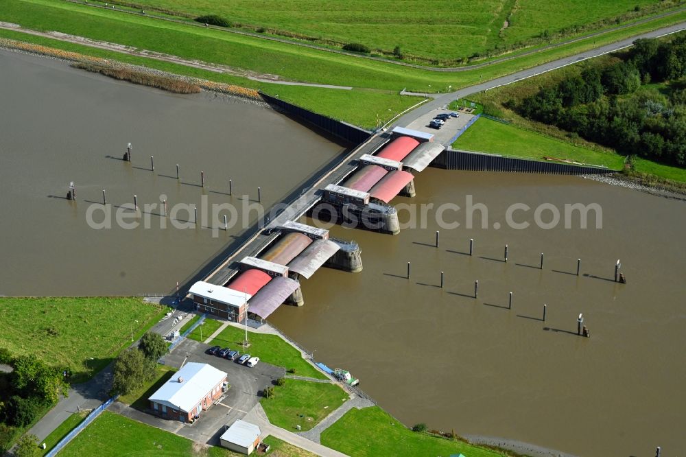 Aerial image Neuhäuserdeich - River - bridge construction Ostesperrwerk in Neuhaeuserdeich in the state Lower Saxony, Germany