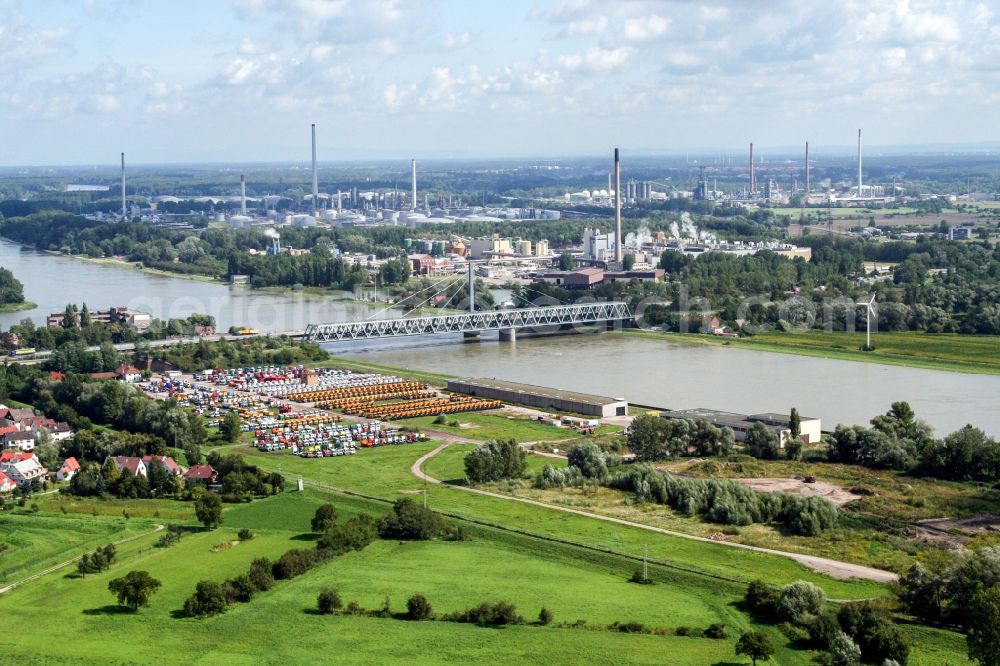 Wörth am Rhein from the bird's eye view: Rail and Street bridges construction across the Rhine river between Karlsruhe and Woerth am Rhein in the state Rhineland-Palatinate, Germany