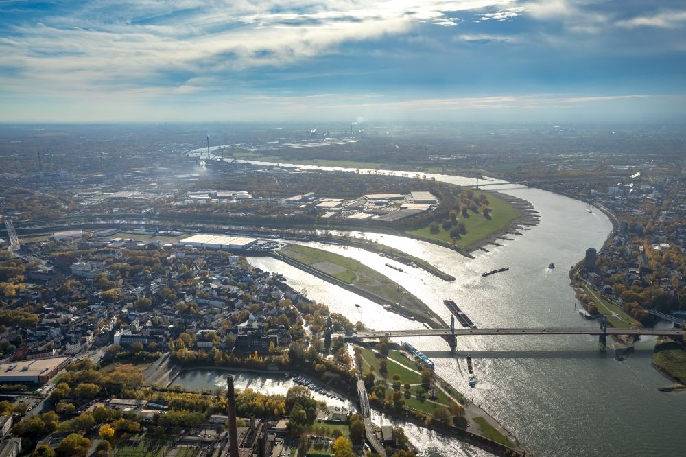 Duisburg from above - River Delta and estuary between Ruhr and Rhine in the district Homberg-Ruhrort-Baerl in Duisburg in the state North Rhine-Westphalia, Germany