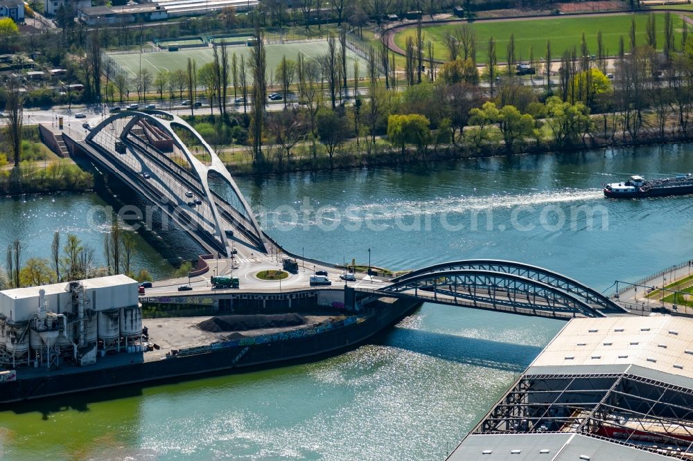 Frankfurt am Main from above - River - bridge constructions of the Osthafenbruecke and Honsellstrasse in Frankfurt in the state Hesse, Germany