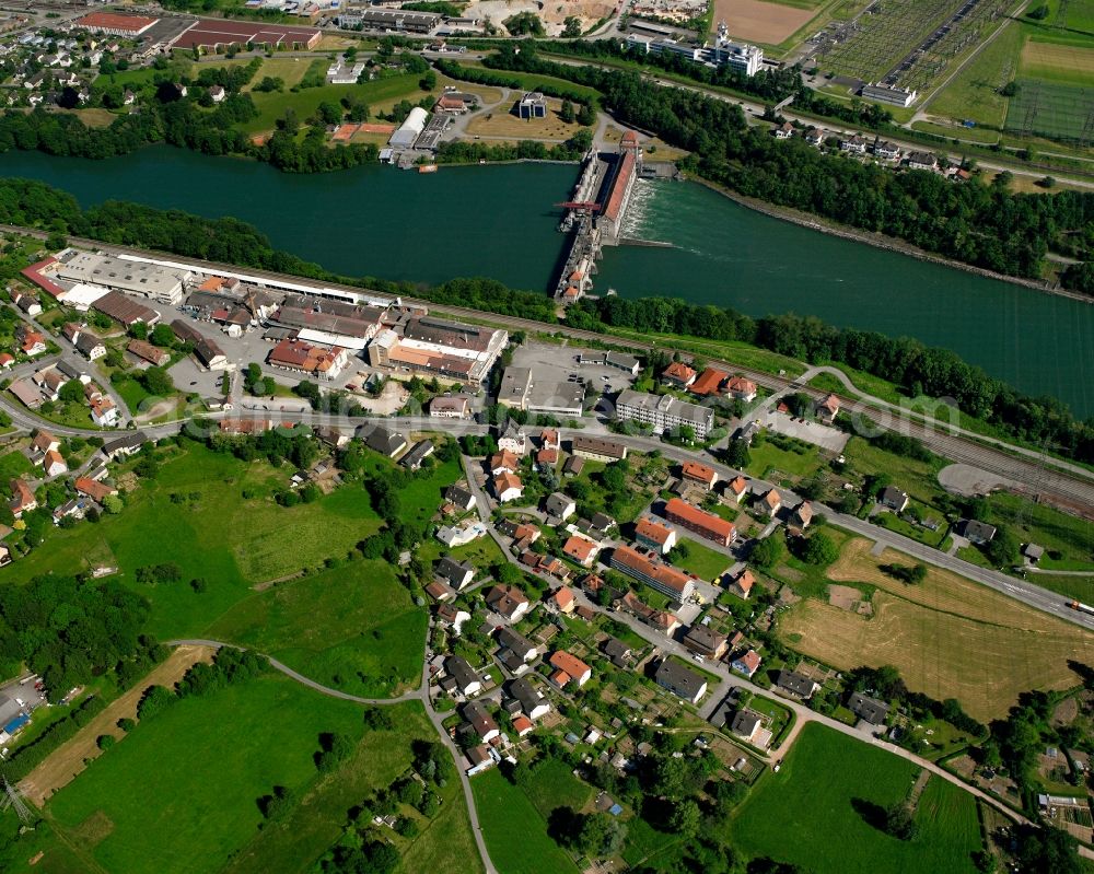 Aerial photograph Laufenburg - Dam of the hydroelectric power plant of Energiedienst Holding AG at the river Rhine in Laufenburg in the state Baden-Wurttemberg, Germany