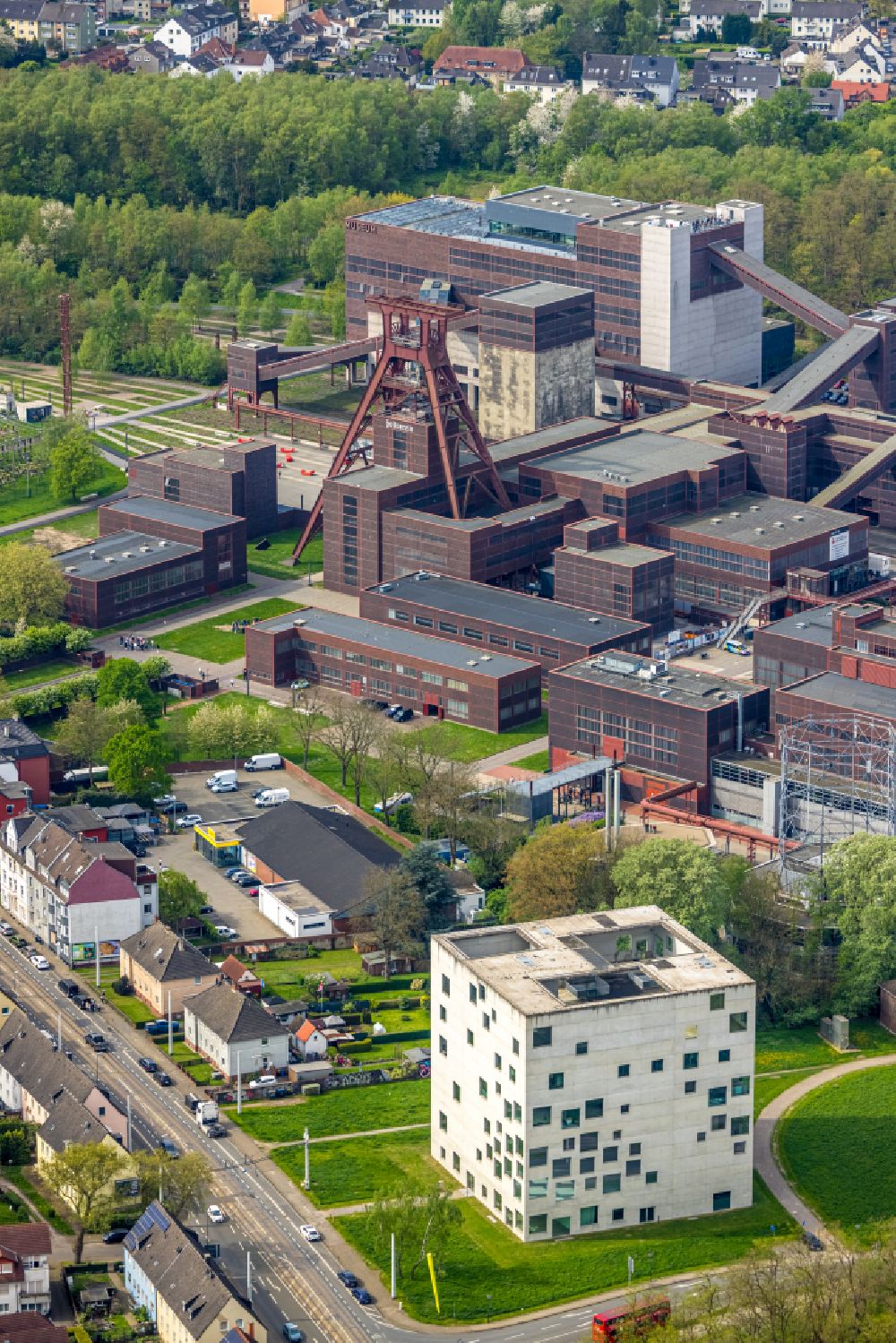 Aerial photograph Essen - University- area of Folkwang Universitaet of Kuenste on Gelsenkirchener Strasse in Essen in the state North Rhine-Westphalia, Germany