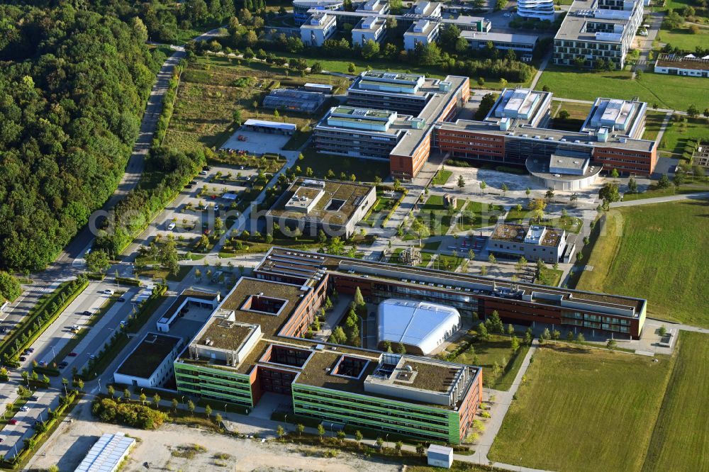 Planegg from the bird's eye view: Research building and office complex BMC Biomedizinisches Centrum on street Grosshaderner Strasse in the district Martinsried in Planegg in the state Bavaria, Germany