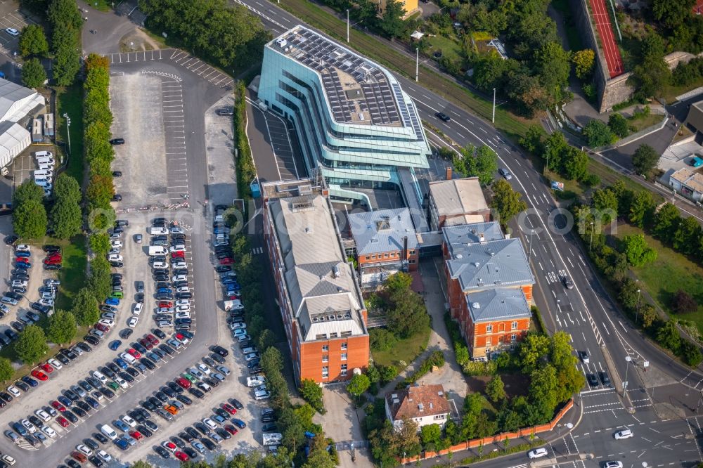 Aerial image Würzburg - Research building and office complex Fraunhofer-Institut fuer Silicatforschung ISC on Neunerplatz in the district Zellerau in Wuerzburg in the state Bavaria, Germany