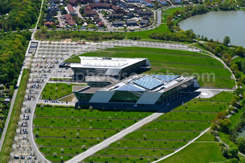 Aerial image Wolfsburg - Research building and office complex MobileLifeCampus on street Hermann-Muench-Strasse in the district Hageberg in Wolfsburg in the state Lower Saxony. Information technology is located in the building of Volkswagen AG