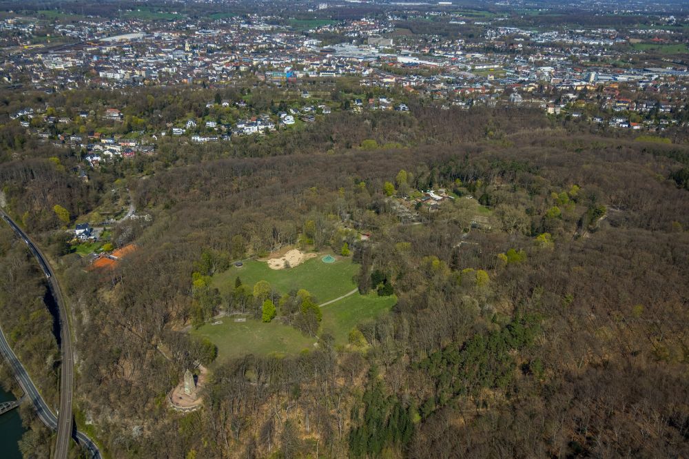 Aerial photograph Witten - Forest areas in Hohenstein in Witten at Ruhrgebiet in the state North Rhine-Westphalia, Germany