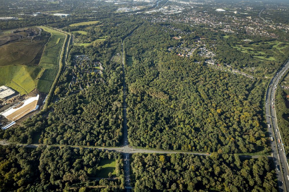 Resser Mark from the bird's eye view: Forest areas in in Resser Mark in the state North Rhine-Westphalia, Germany