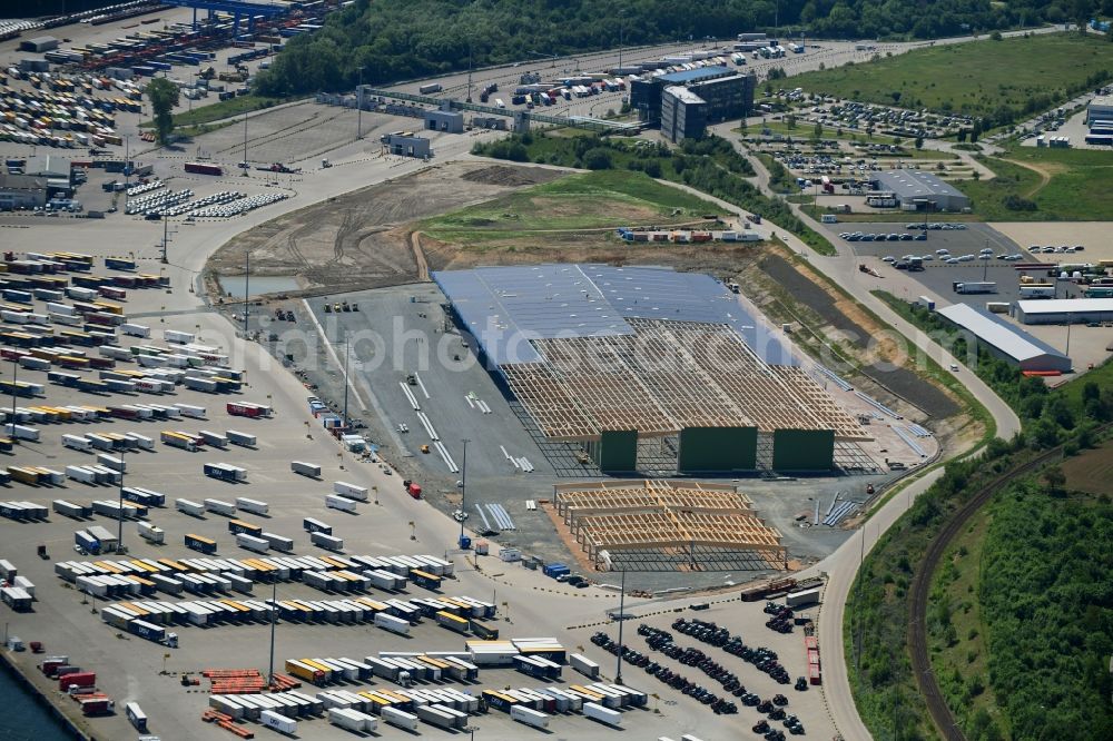 Aerial image Travemünde - Construction site of building complex and distribution center on the site of Terminal Skandinavienkai in the district Ivendorf in Travemuende in the state Schleswig-Holstein, Germany