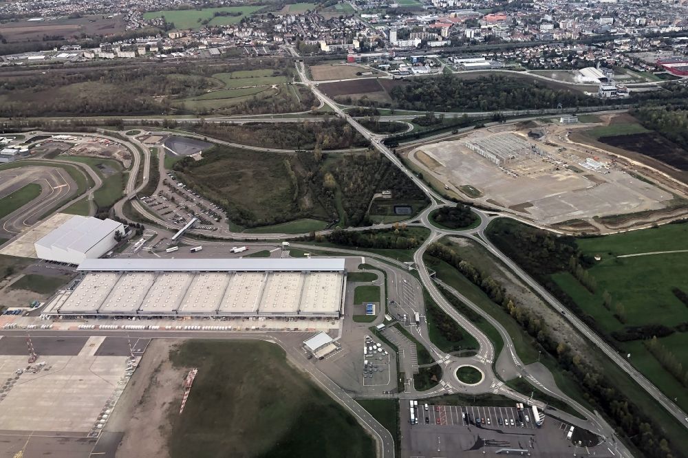 Aerial photograph Hesingue - Cargo terminal on the grounds of the airport Euroairport Basel - Mulhouse - Freiburg in Hesingue in Grand Est, France