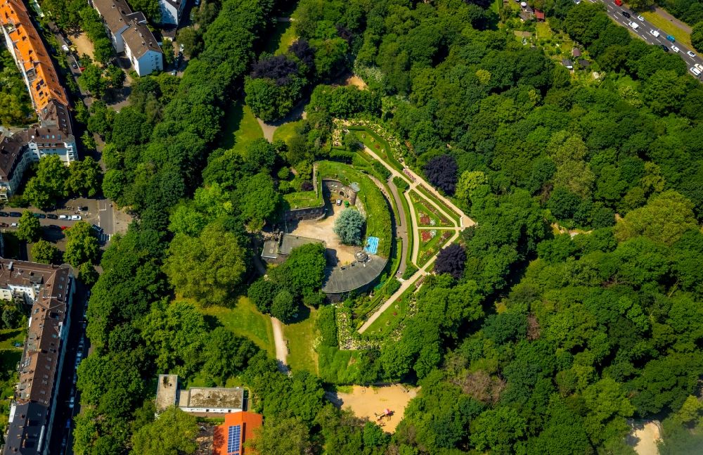 Köln from above - Fragments of the fortress Fort X on Neusser Wall in Cologne in the state North Rhine-Westphalia, Germany