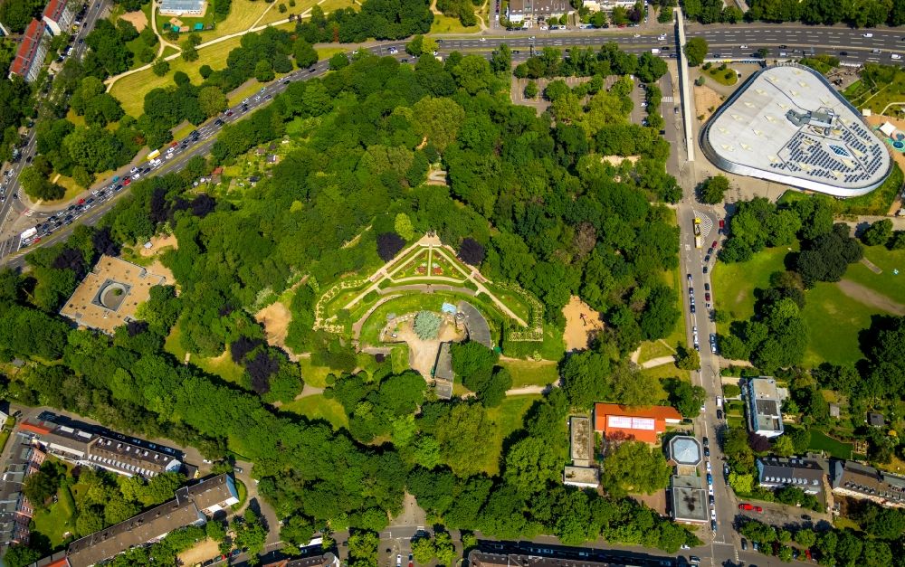 Aerial photograph Köln - Fragments of the fortress Fort X on Neusser Wall in Cologne in the state North Rhine-Westphalia, Germany