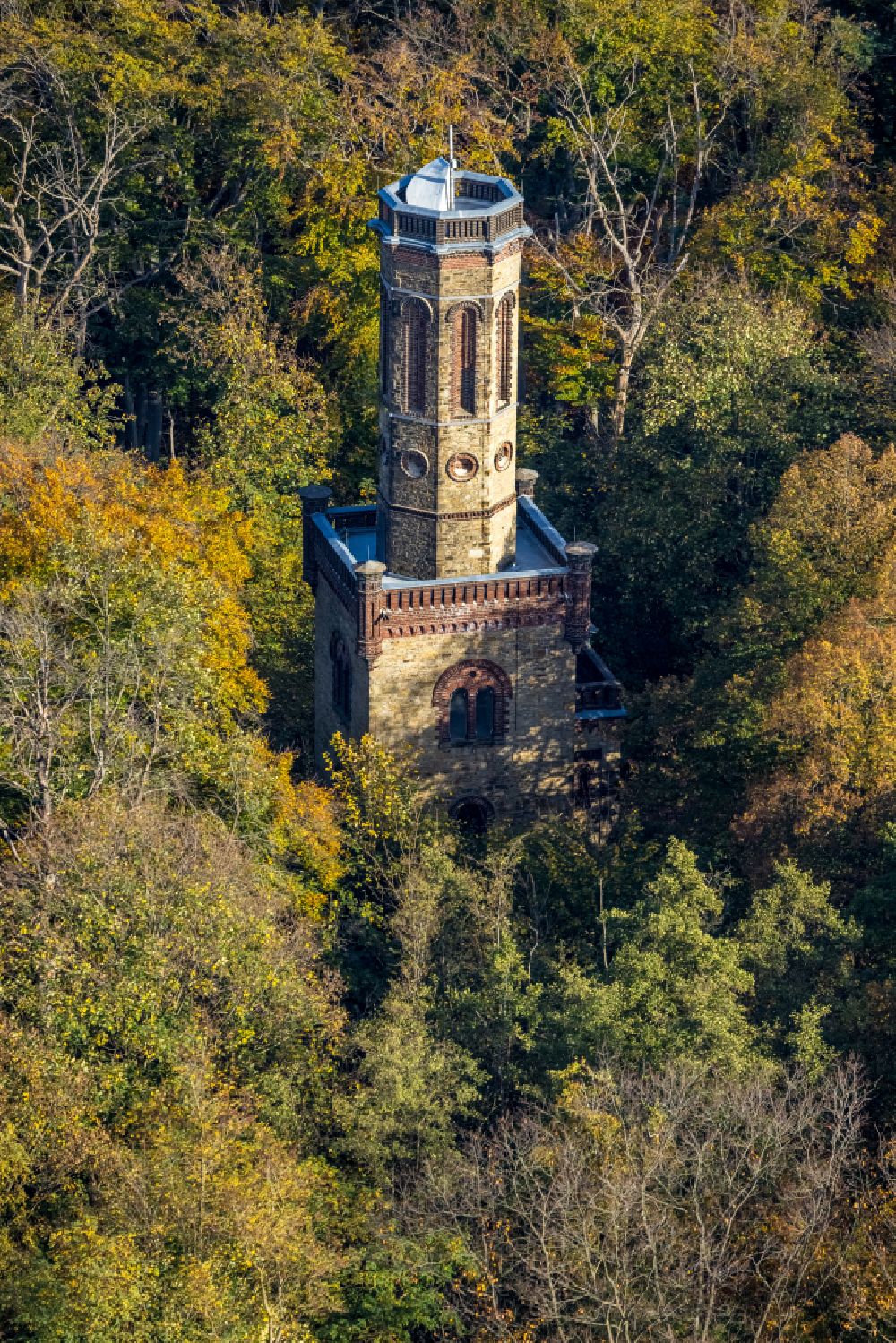 Aerial image Hagen - Church tower and tower roof at the church building of Freiherr-vom-Stein-Turm in Hagen in the state North Rhine-Westphalia