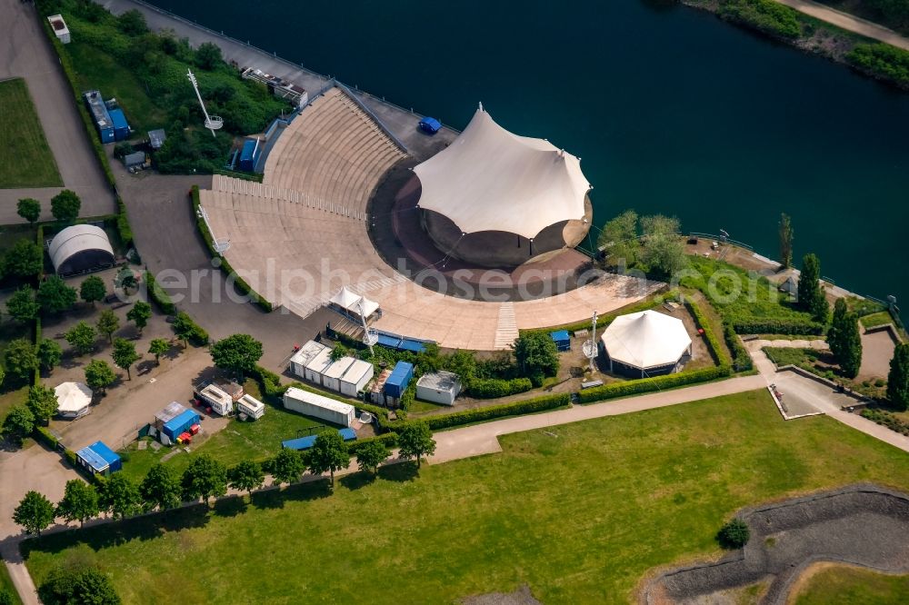 Gelsenkirchen from the bird's eye view: Construction of the building of the open-air theater Amphitheater-Gelsenkirchen on Grothusstrasse on shore of river Rhein-Herne-Kanal in the district Horst in Gelsenkirchen at Ruhrgebiet in the state North Rhine-Westphalia, Germany
