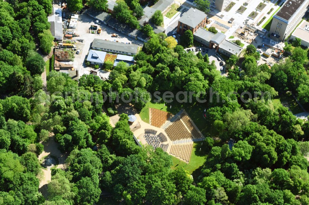 Aerial image Berlin - Construction of the building of the open-air theater in Volkspark on street Ernst-Zinna-Weg in the district Friedrichshain in Berlin, Germany
