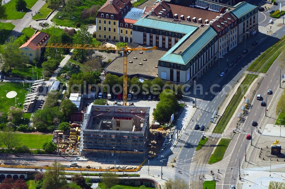 Aerial image Dresden - Freestanding supported facade on the construction site for gutting and renovation and restoration of the historic building Blockhaus - Neustaedter Wache in the district Innere Neustadt in Dresden in the state Saxony, Germany
