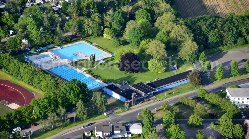 Aerial image Remagen - Leisure pool in Remagen in Remagen in the state Rhineland-Palatinate, Germany