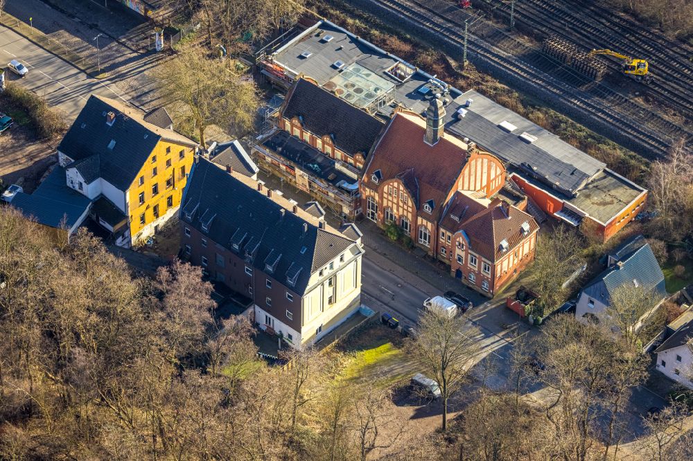 Bochum from the bird's eye view: Building of the cinema - movie theater Endstation Kino in the building of the former station Bahnhof Langendreer beneath the road Wallbaumweg in Bochum in the state North Rhine-Westphalia