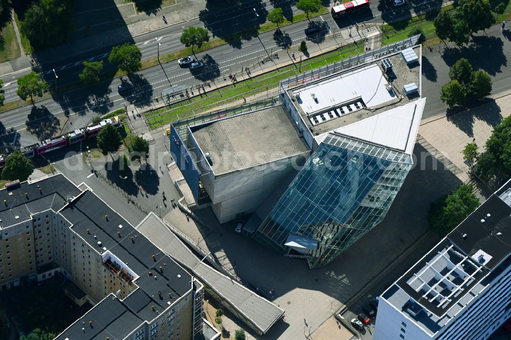 Dresden from the bird's eye view: Building of the cinema - Lichtspieltheater UFA Kristallpalast Dresden on St. Petersburger Strasse in the district Seevorstadt West in Dresden in the state Saxony, Germany