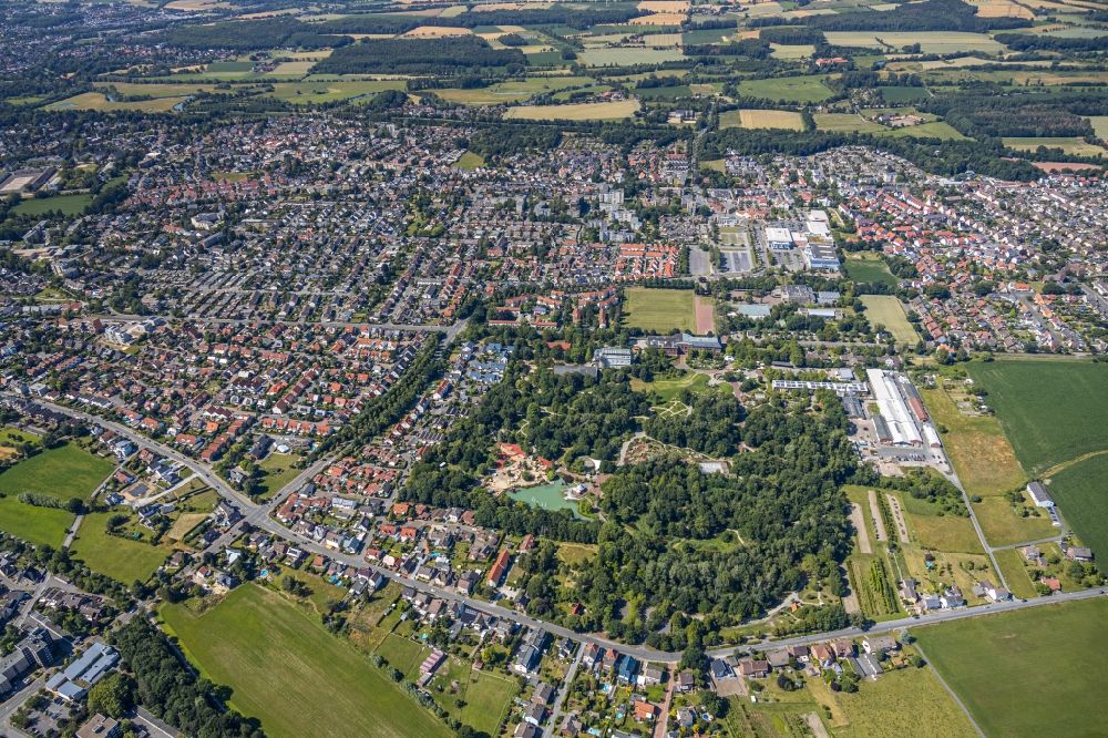 Hamm from the bird's eye view: Leisure Centre - Amusement Park of Maximilianpark Hamm GmbH in the district Werries in Hamm in the state North Rhine-Westphalia, Germany