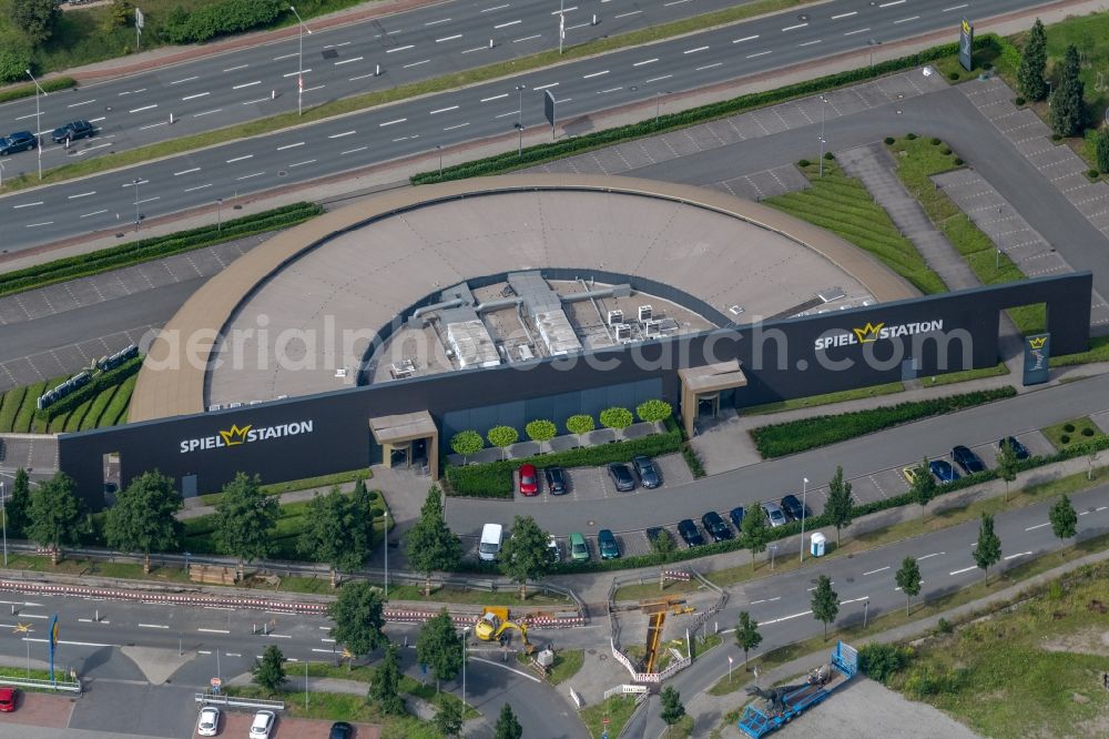 Oberhausen from above - leisure Centre - with arcade and casino Spielstation on Bronmenring in Oberhausen in the state North Rhine-Westphalia, Germany